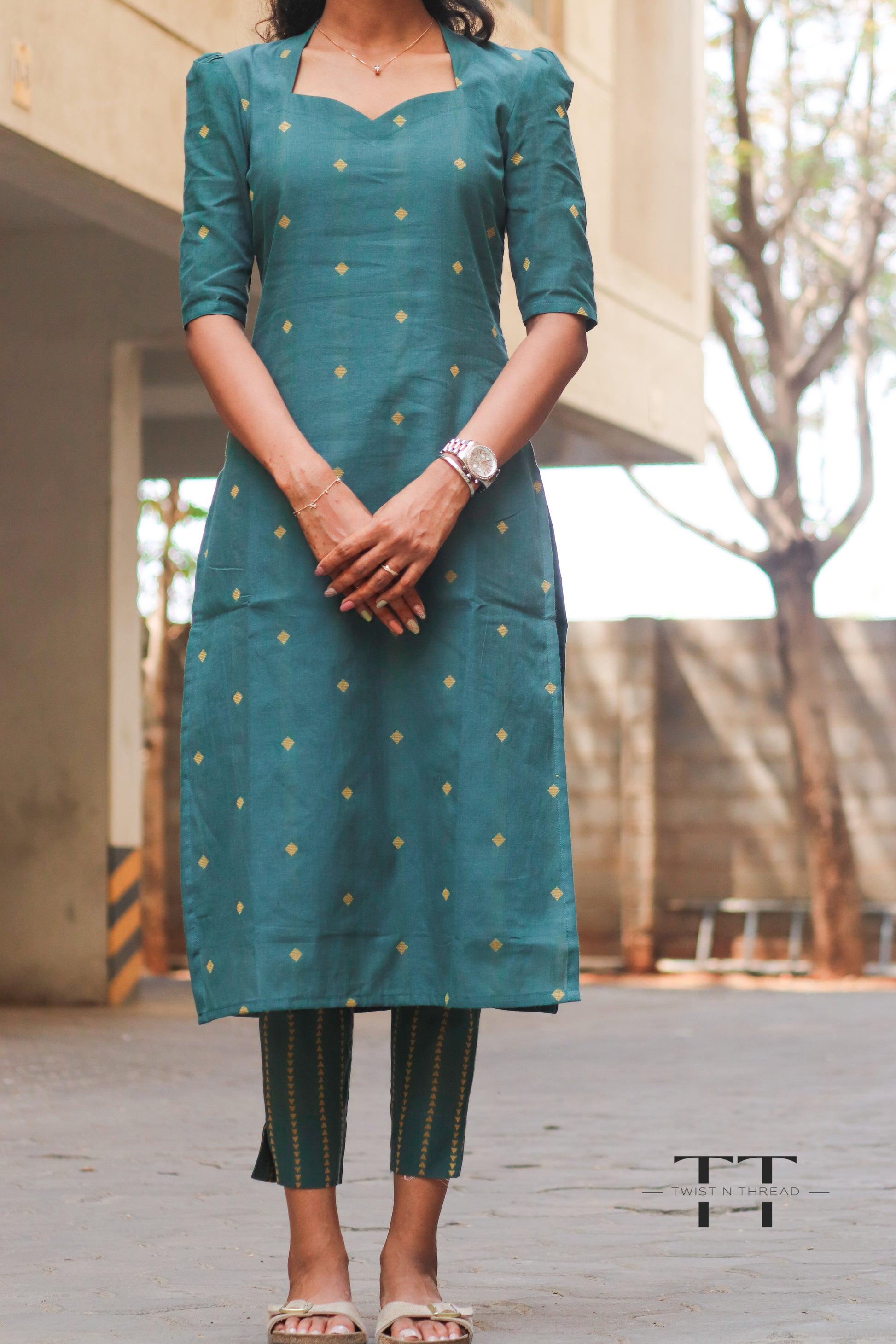 Green handloom kurta set
