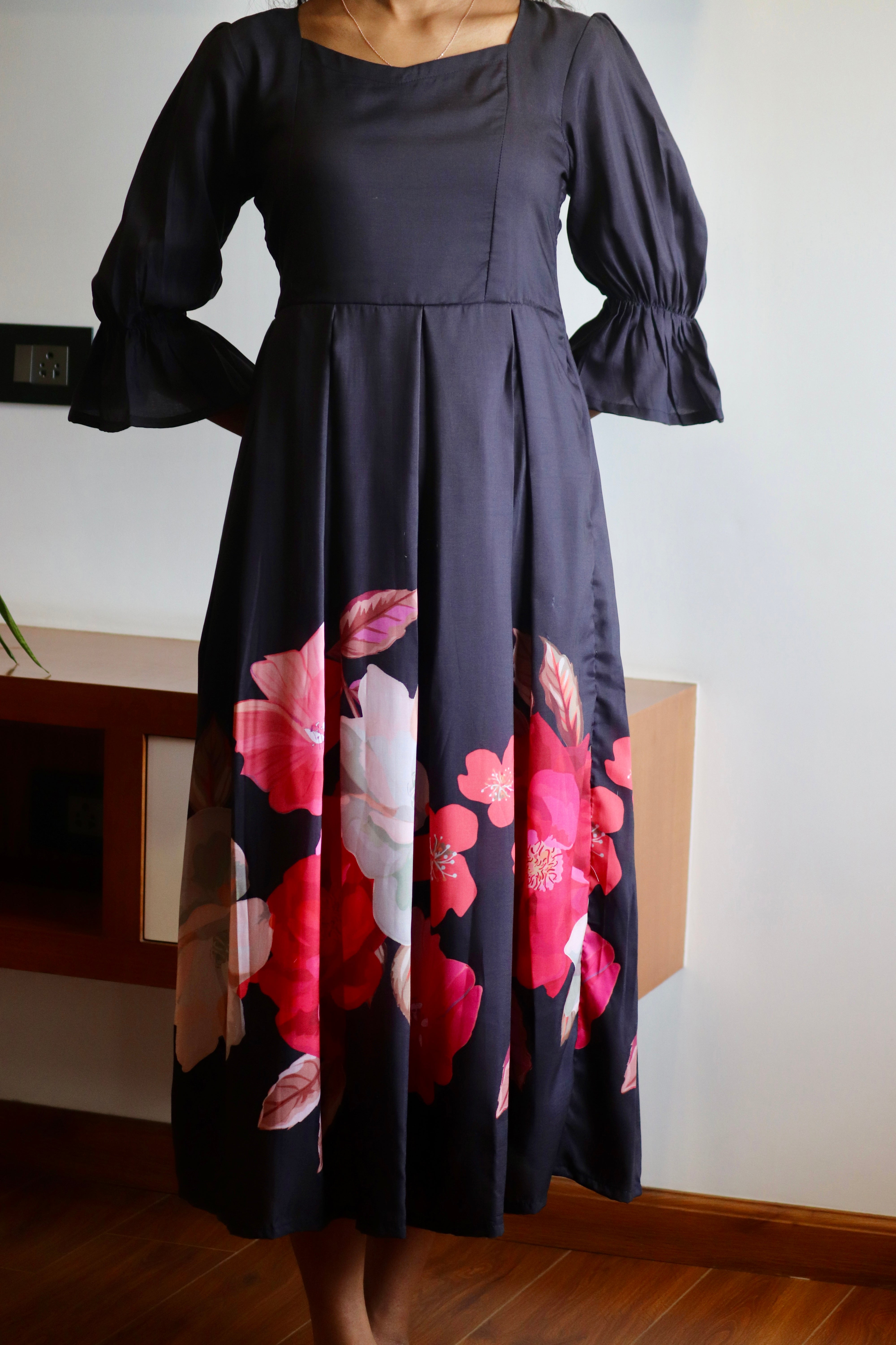 Black floral Pleated Dress