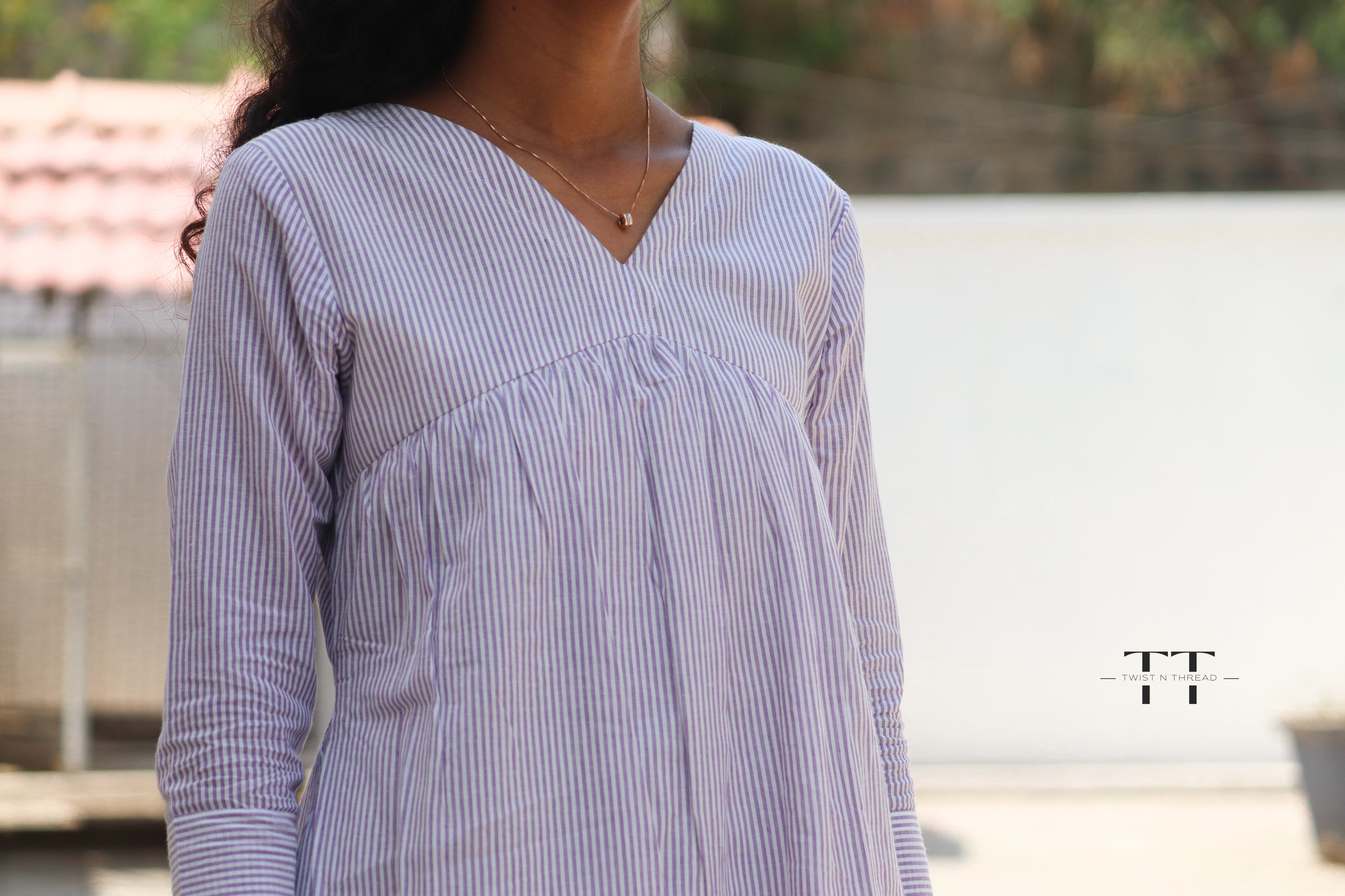 White Stripes Aliacut Kurtaset