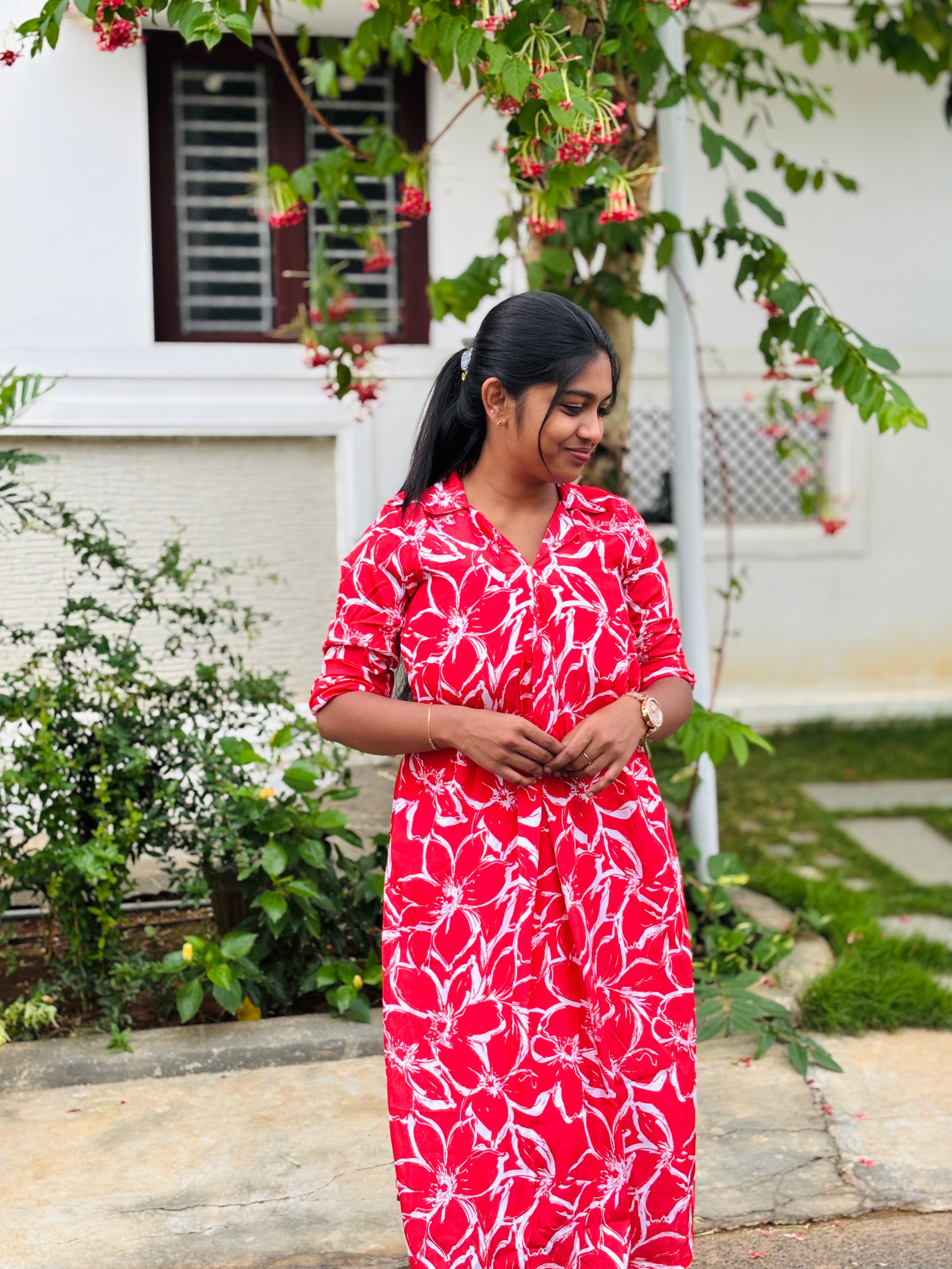Red Crepe Kurtaset